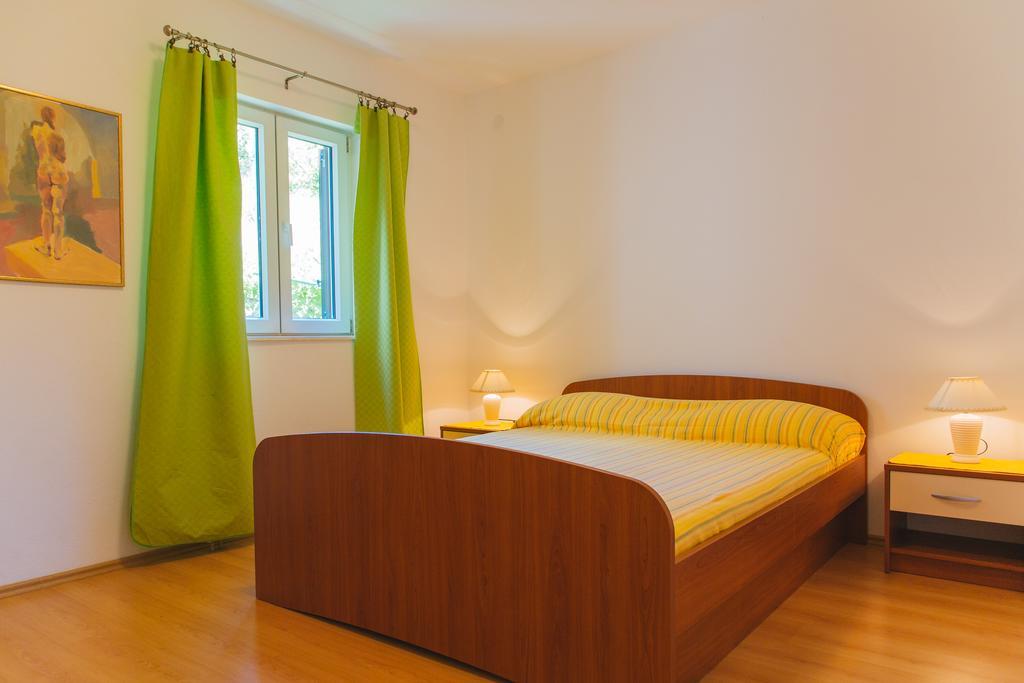 Apartments Dada Omis Bilik gambar