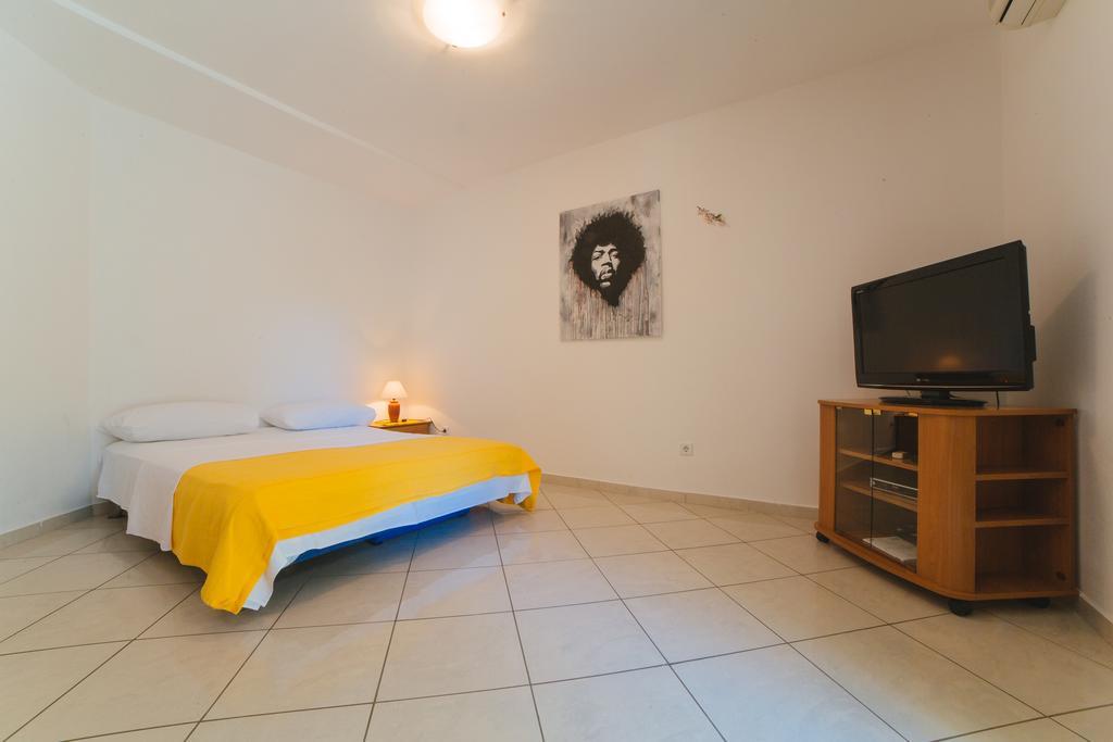 Apartments Dada Omis Bilik gambar