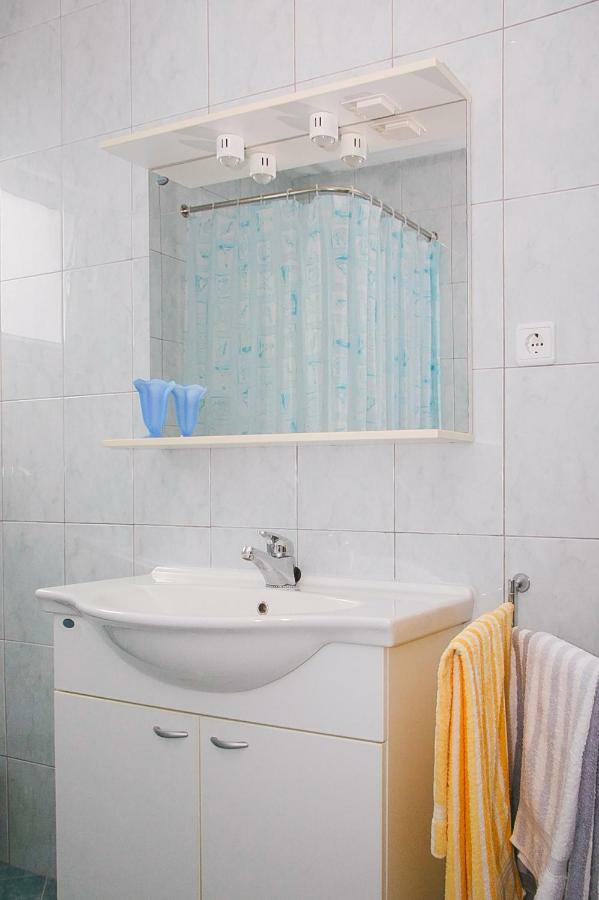 Apartments Dada Omis Bilik gambar